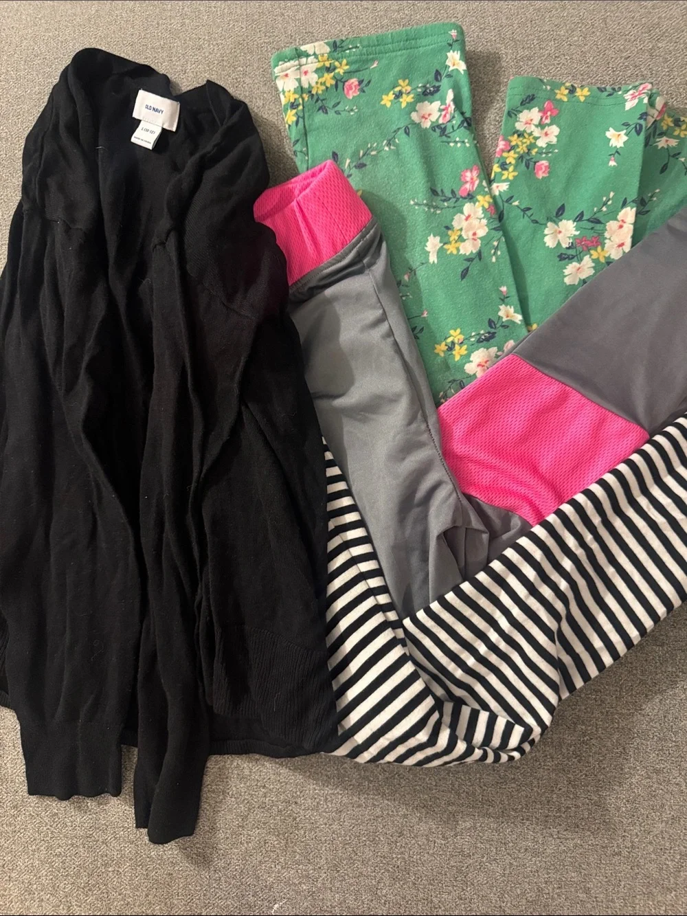 5/$15- Girl’s bundle size large